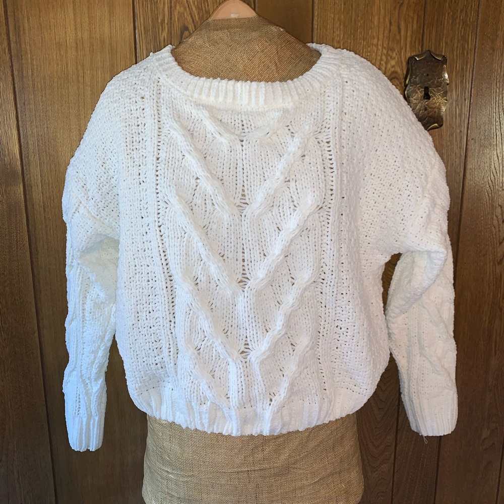 NWOT Cream Aeropostale Sweater